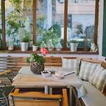 ゲストハウス Dreimaederlhaus - Vegetarische Boutique 4*