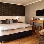 ゲストハウス Dreimaederlhaus - Vegetarische Boutique 4*