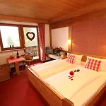 Dreimaederlhaus - Vegetarische Boutique Gasthuis 4*