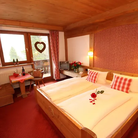 Dreimaederlhaus - Vegetarische Boutique Pensión 4*