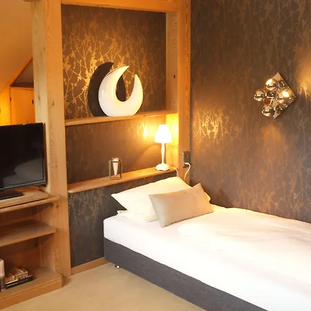 Dreimaederlhaus - Vegetarische Boutique 4*